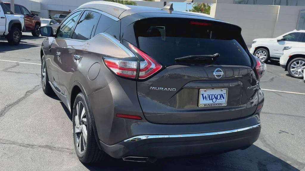 Used 2017 Brown Nissan Platinum image 8