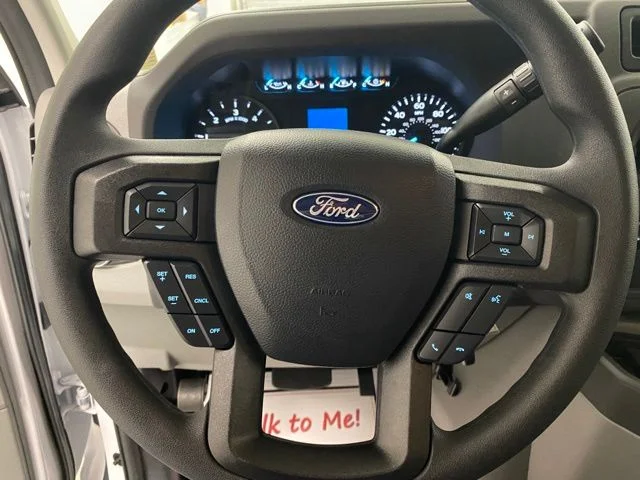 New 2025 Oxford White Ford E-350 SRW image 18