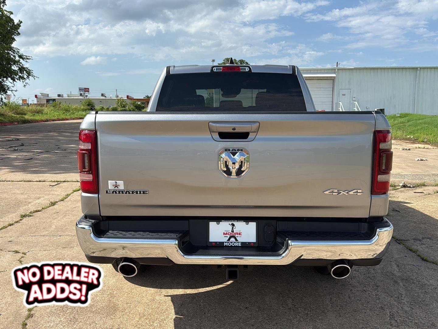 Used 2023 Billet Silver Metallic Clearcoat Ram Laramie image 6