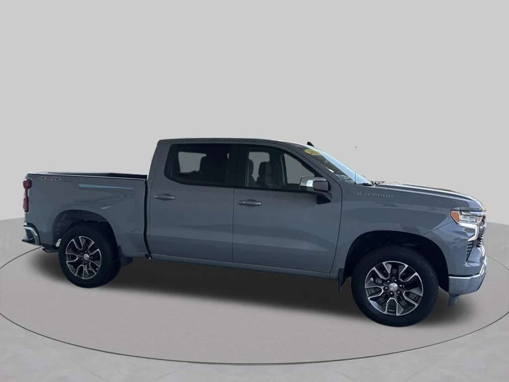 Used 2024 Gray Chevrolet LT image 12