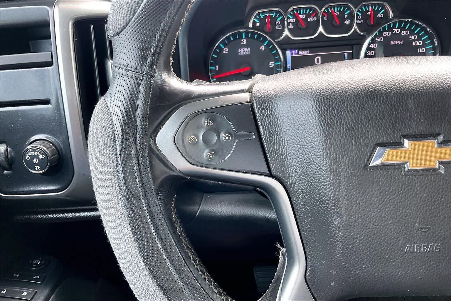 Used 2018 Graphite Metallic Chevrolet LT image 23