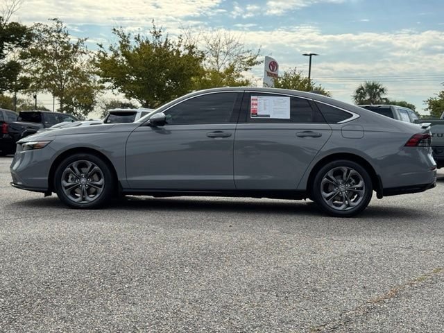 Used 2024  Honda EX-L image 5