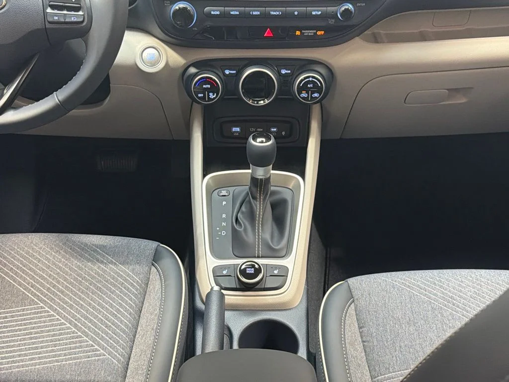 New 2026 Denim W/White Roof Hyundai SEL image 16
