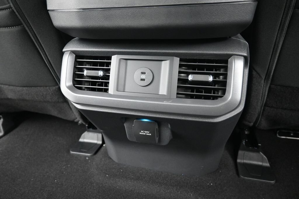 New 2026 Carbonized Gray Metallic Ford XLT image 20