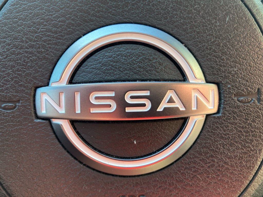 Used 2023 Orange Nissan SL image 15