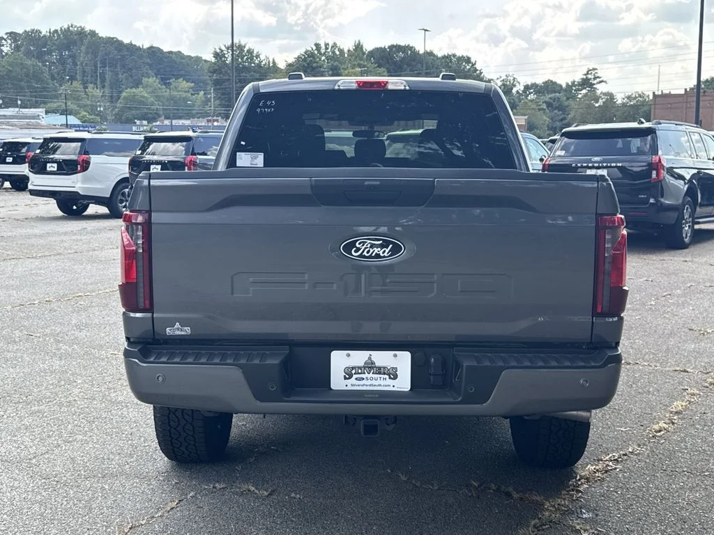 New 2026 Gray Ford XLT image 6
