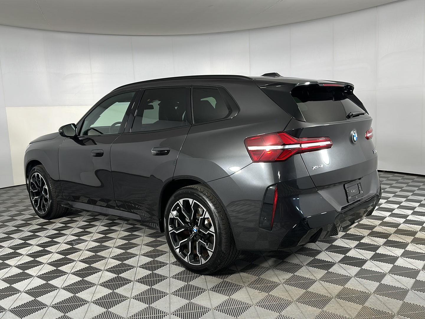 New 2026 Dark Graphite Metallic BMW 30 xDrive image 23