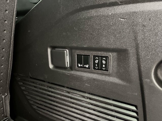 Used 2023 Summit White Chevrolet RST image 35