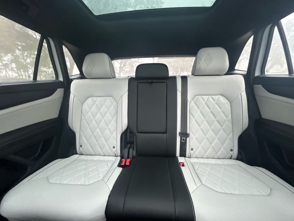 New 2026 White/off-white Volkswagen 2.0T SEL Premium R-Line image 13