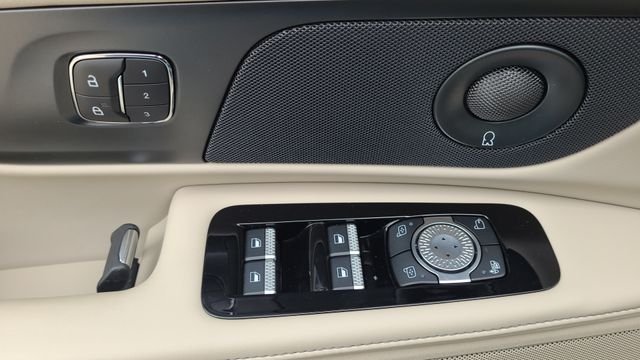 2025 Lincoln Nautilus Reserve - Photo 20