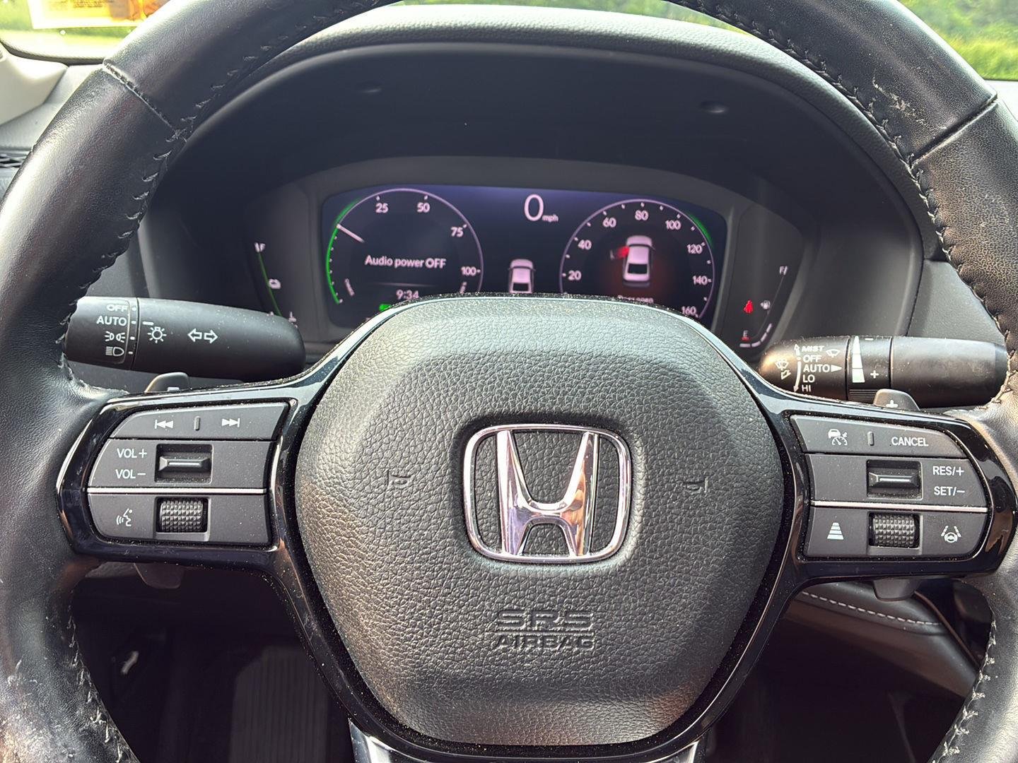 Certified Used 2024 Meteorite Gray Metallic Honda Touring image 7