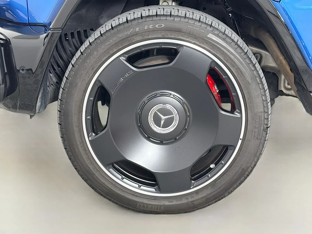 Used 2024 Blue Mercedes-Benz G 63 AMG® image 32