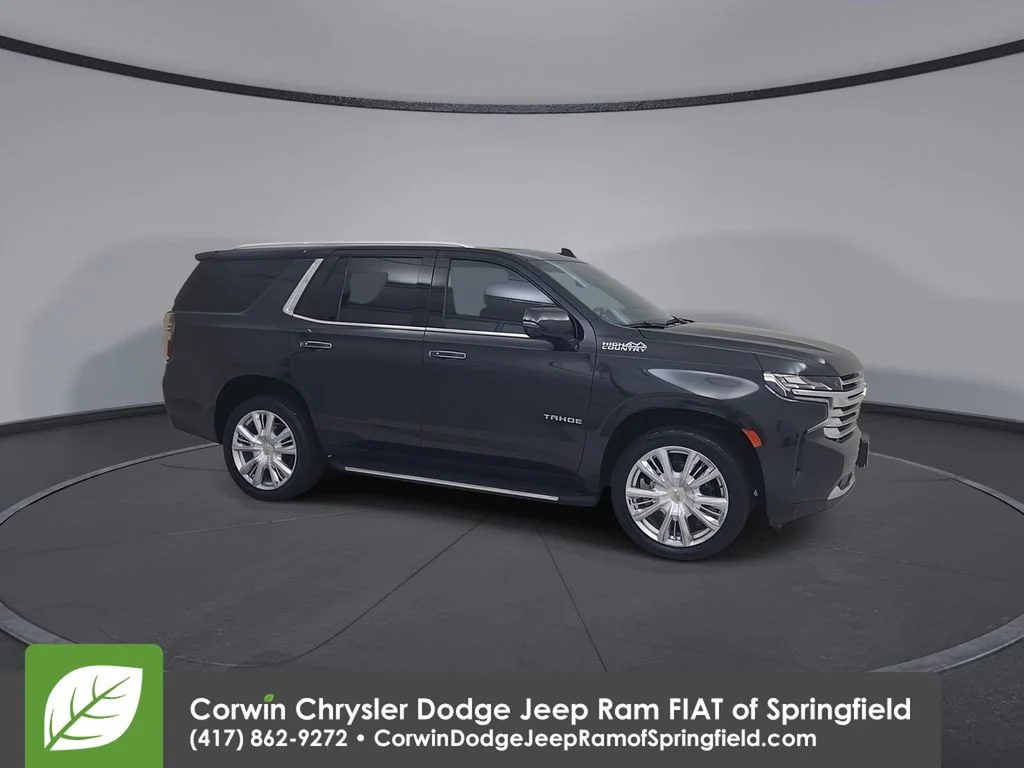 Used 2022 Gray Chevrolet High Country image 2