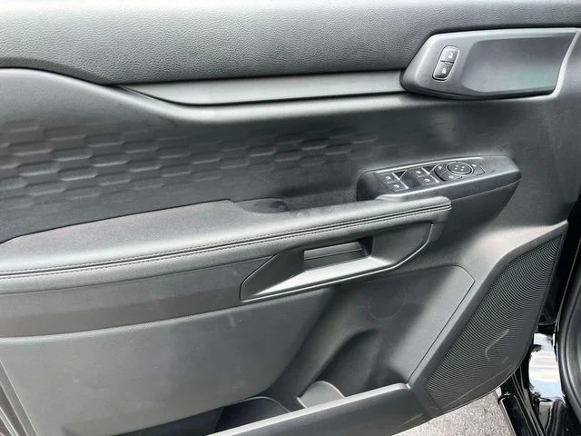 New 2026 Shadow Black Ford XLT image 18
