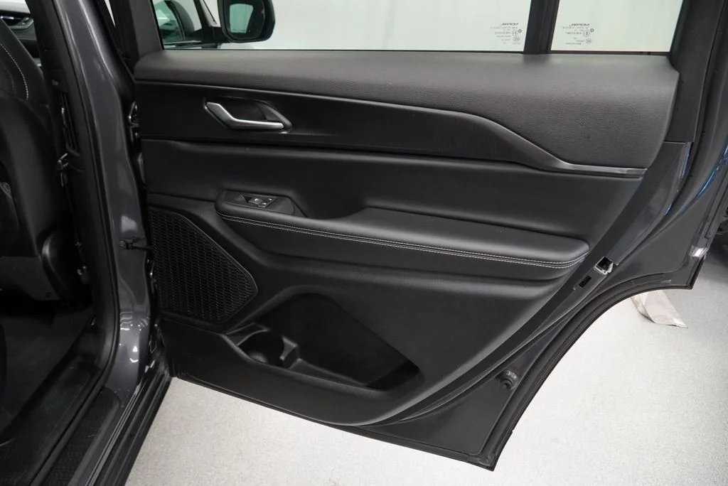 Used 2025 Gray Jeep Laredo image 45