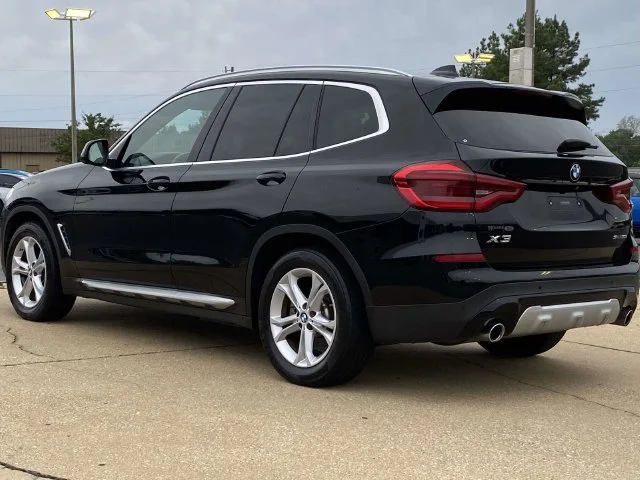 Used 2020 Black BMW sDrive30i image 5