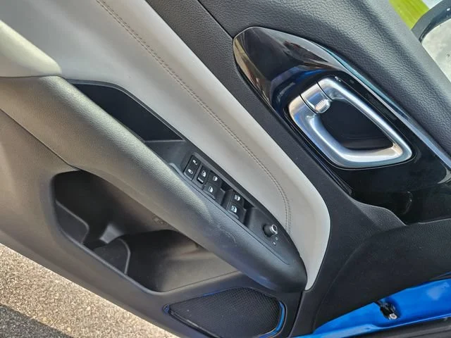 Used 2025 Blue Jeep Limited image 10