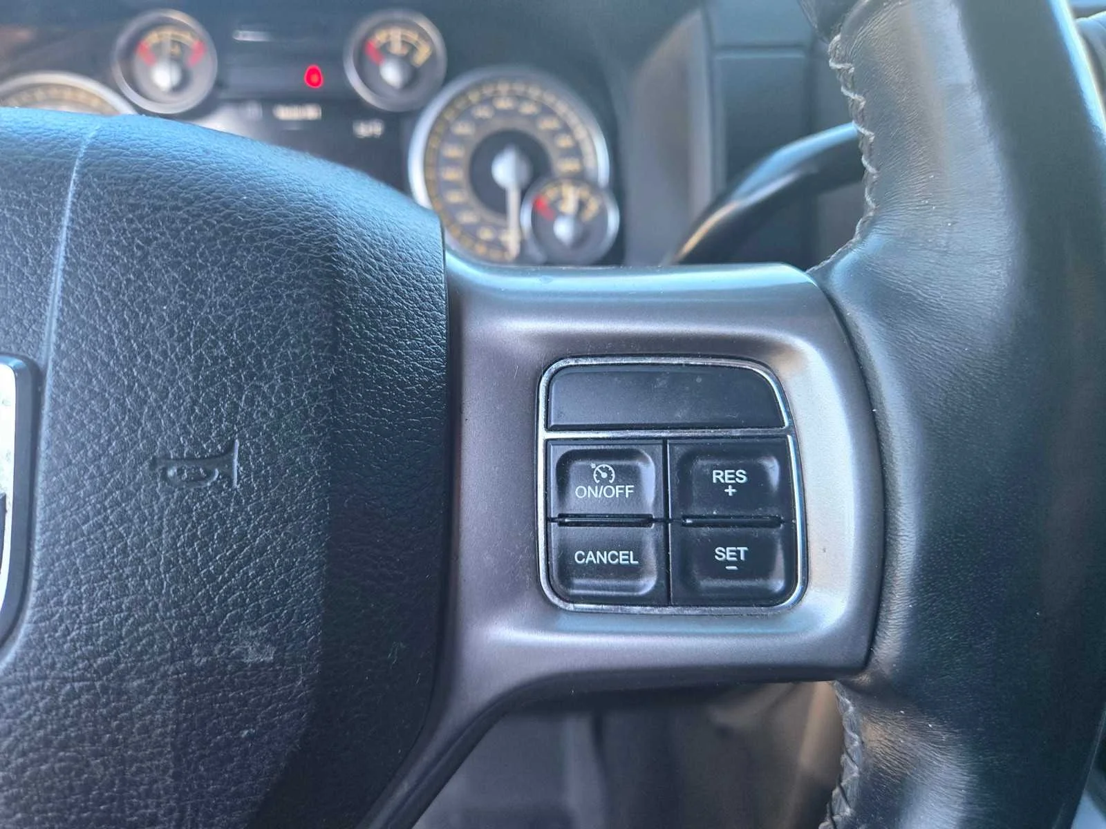 Used 2016  Ram Longhorn Limited image 27
