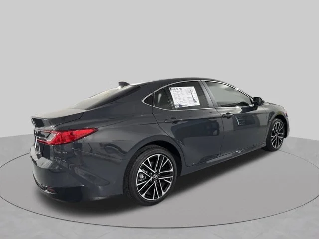 Used 2026  Toyota XLE image 14