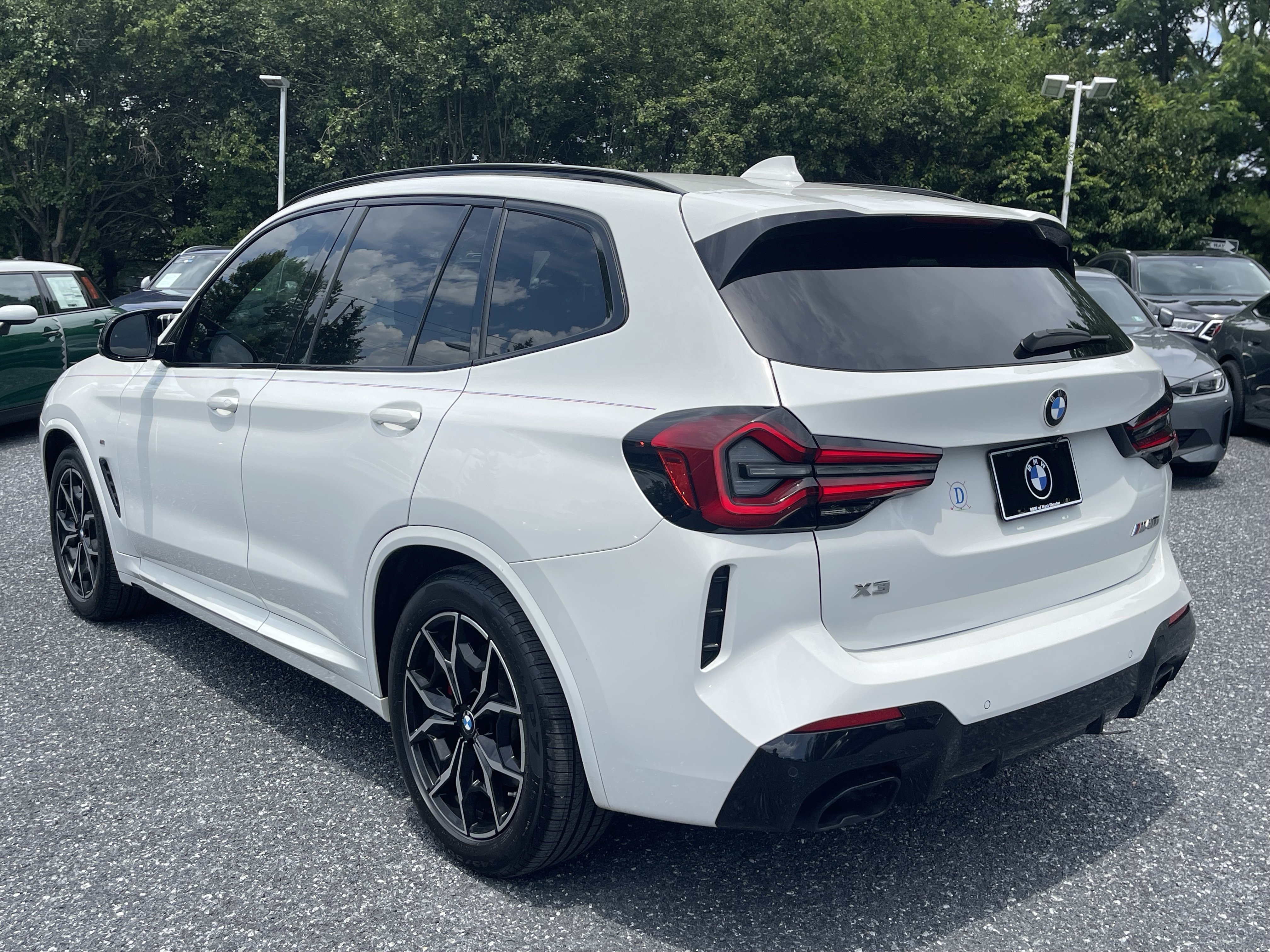 Used 2022 Alpine White BMW M40i image 5