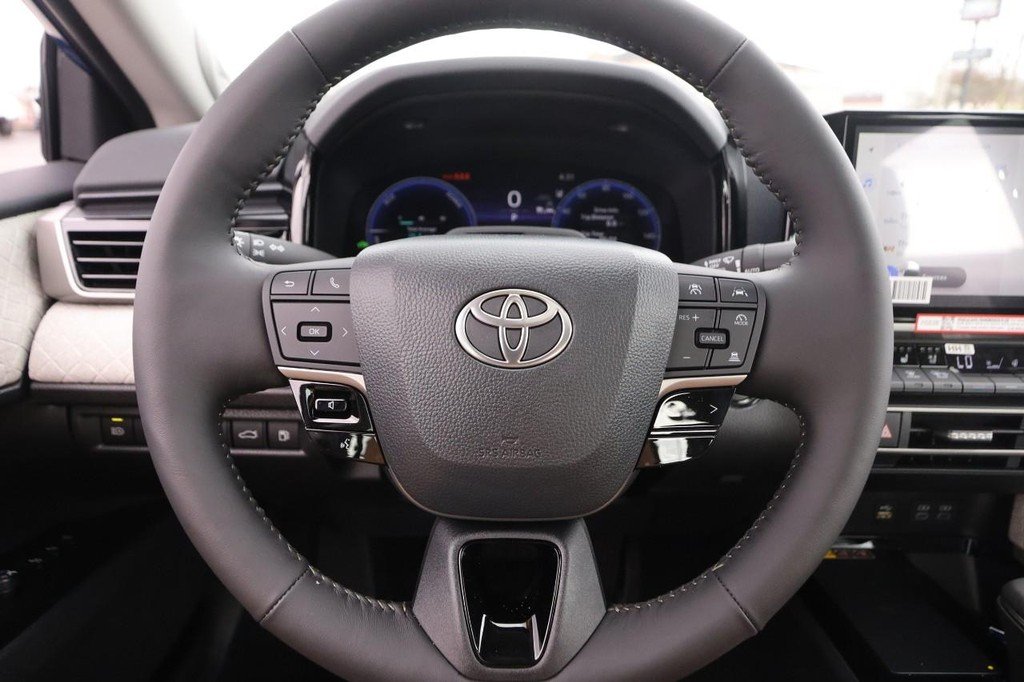 Used 2026 Reservoir Blue Toyota XLE AWD (Natl) image 11