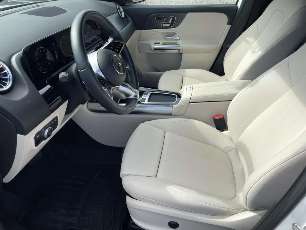Certified Used 2024 Polar White Mercedes-Benz GLA 250 image 15