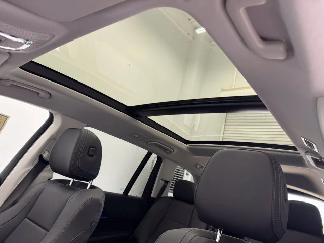 New 2026 MANUFAKTUR Alpine Gray Mercedes-Benz GLS 450 image 5