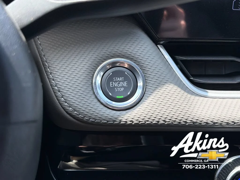 New 2026 Mosaic Black Metallic Chevrolet LT image 24