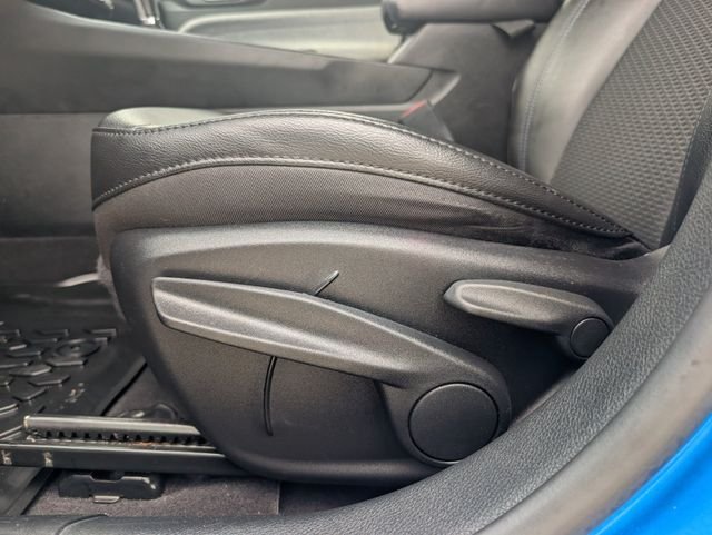 Used 2022 Blue Jeep Latitude image 20