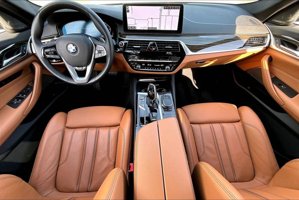 Used 2023 White BMW 530i image 7