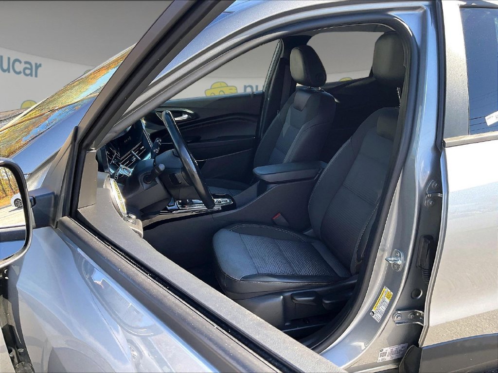 Used 2024 Gray Chevrolet LT image 10