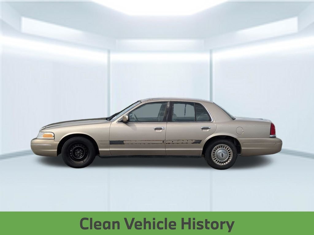 Used 1999 Light Prairie Tan Clearcoat Metallic Ford Base image 2