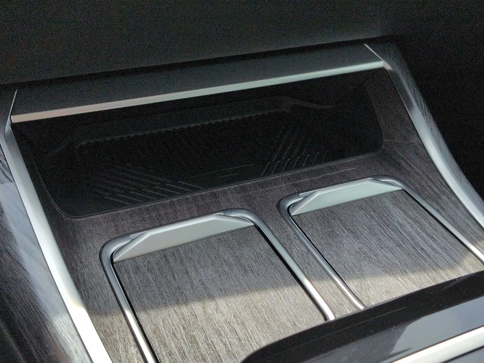 New 2025 Brooklyn Grey Metallic BMW 740i xDrive image 34
