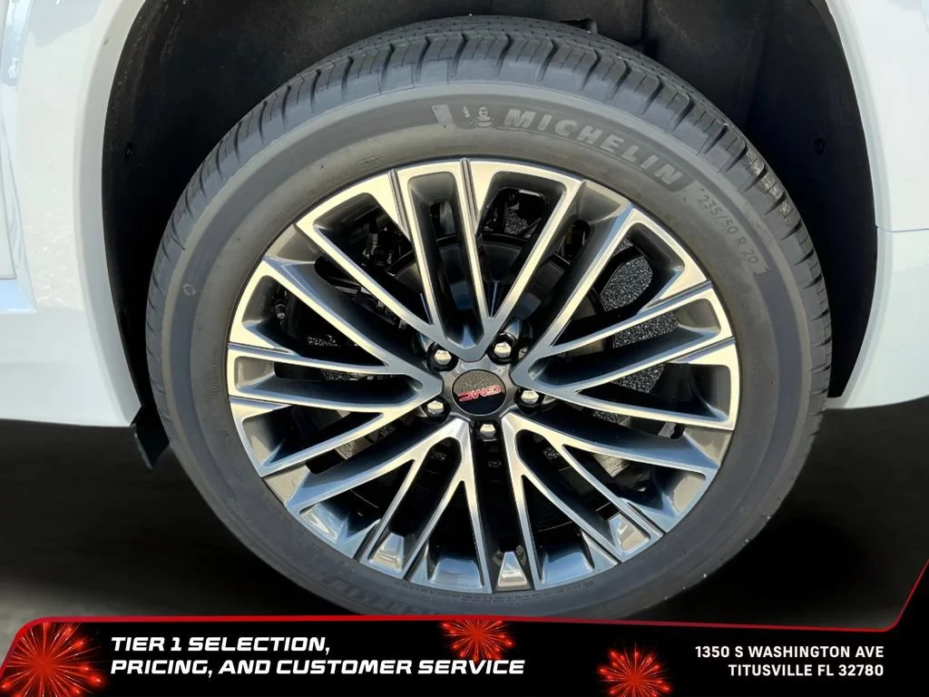 New 2026 Glacier White Tricoat GMC Denali image 39