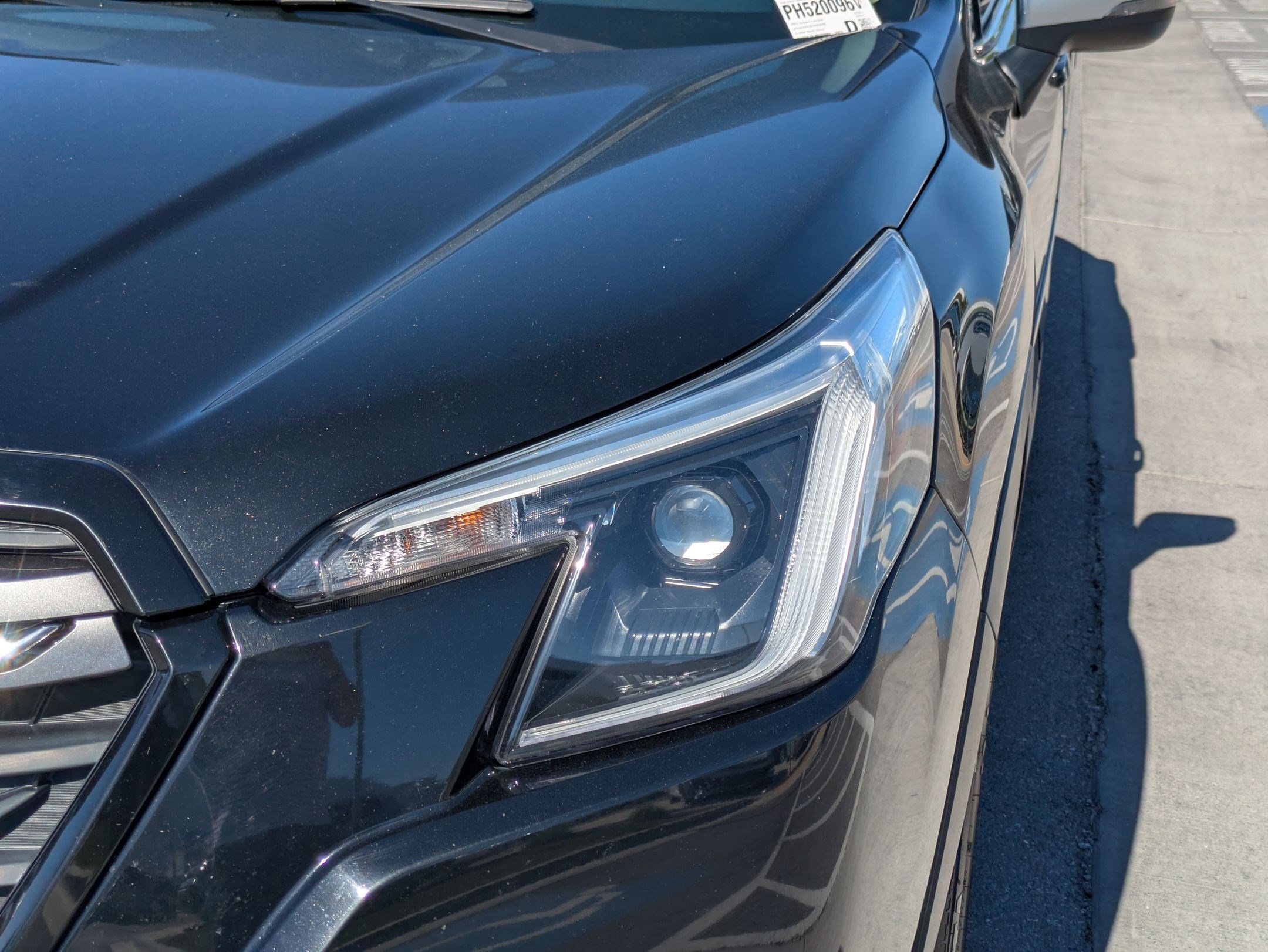 Used 2023 Crystal Black Silica Subaru Touring image 11