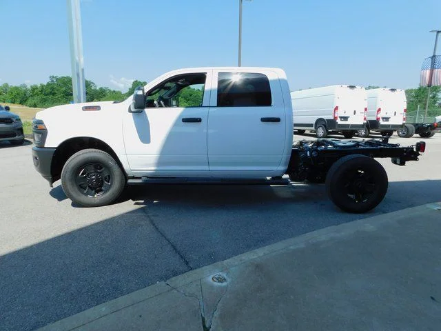 2025 RAM 2500 Tradesman - Photo 20