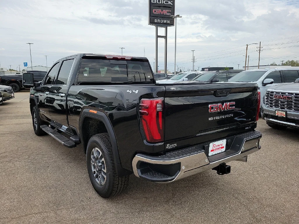 2026 GMC Sierra 2500HD SLT - Photo 8
