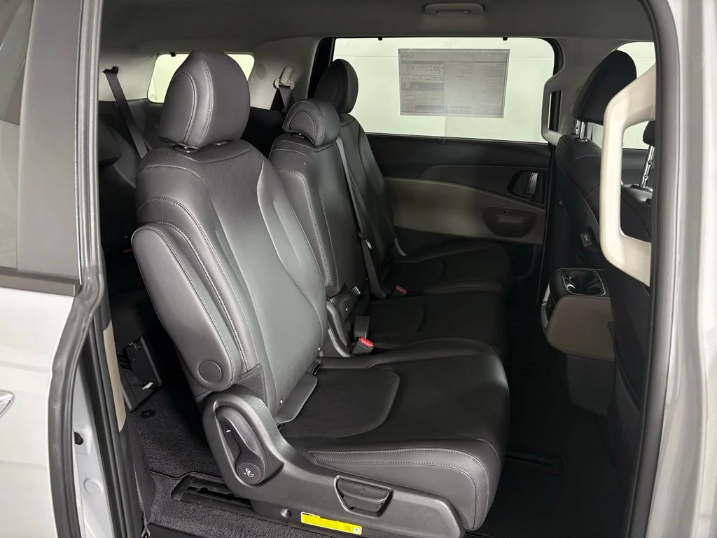 New 2026 Ceramic Silver Kia EX image 44
