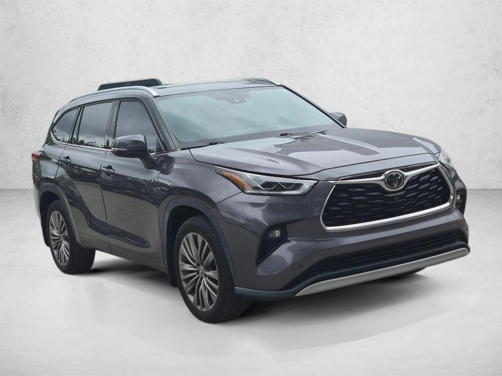 Used 2021 Magnetic Gray Metallic Toyota Platinum image 2