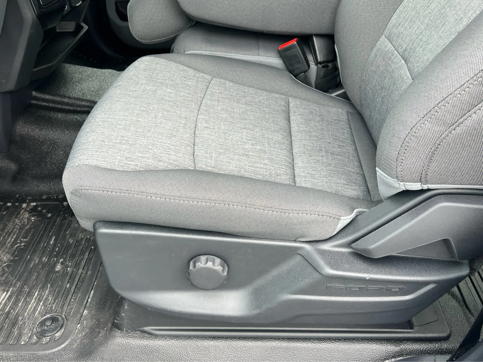 New 2026 Oxford White Ford F-350® XL image 29