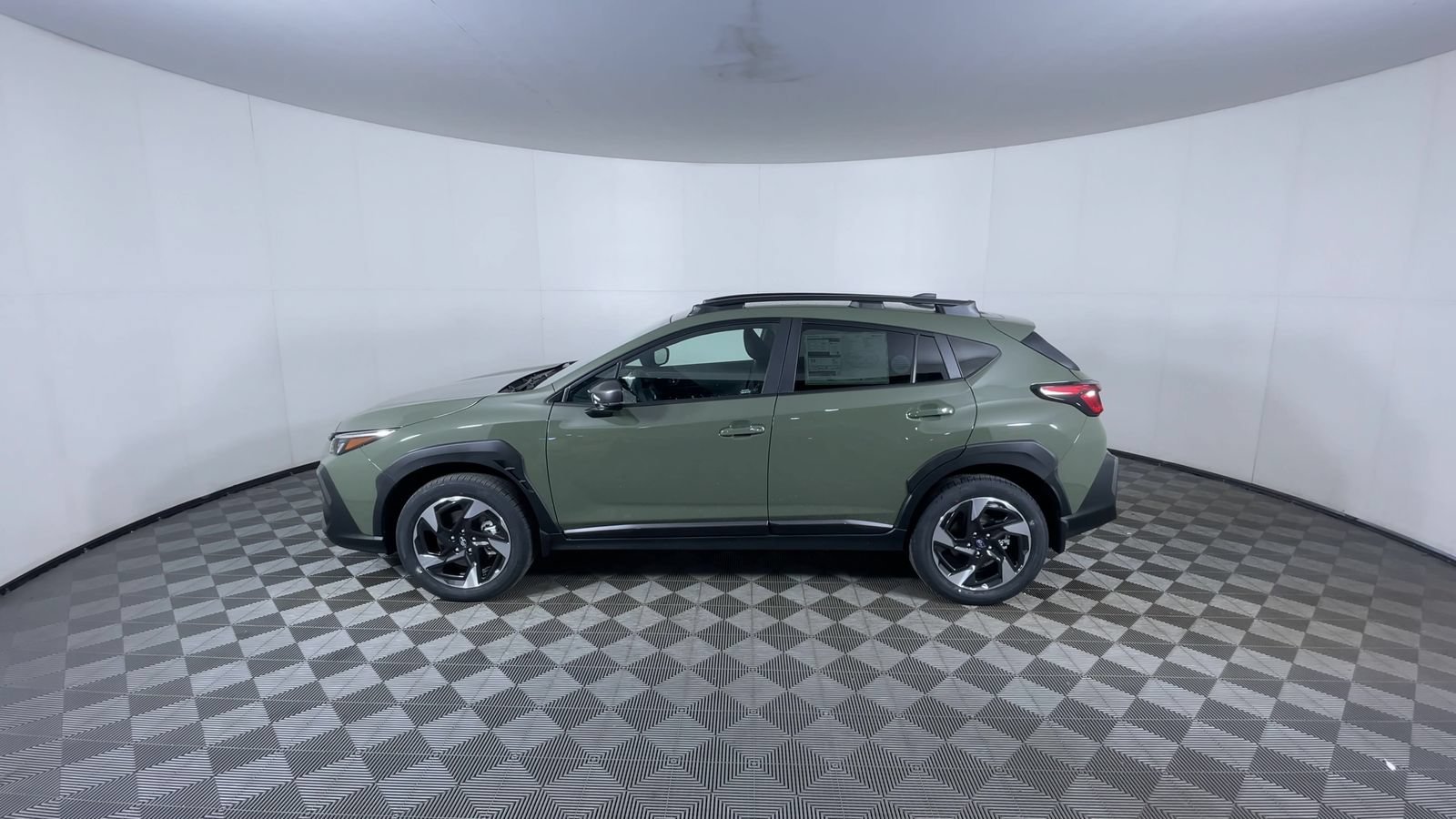 New 2026 ALPINE GREEN Subaru Limited image 9