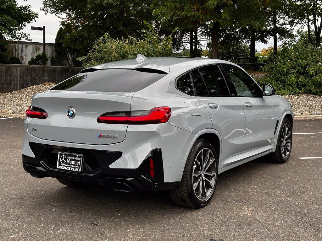 Used 2023 Gray BMW M40i image 5