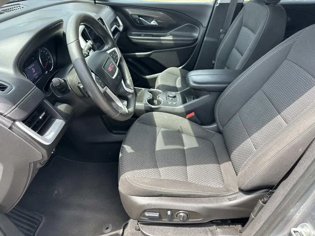 Used 2023 Silver GMC SLE image 18