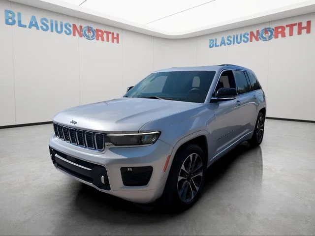 Pre-Owned 2022 Jeep Grand Cherokee Overland 4D Sport Utility in