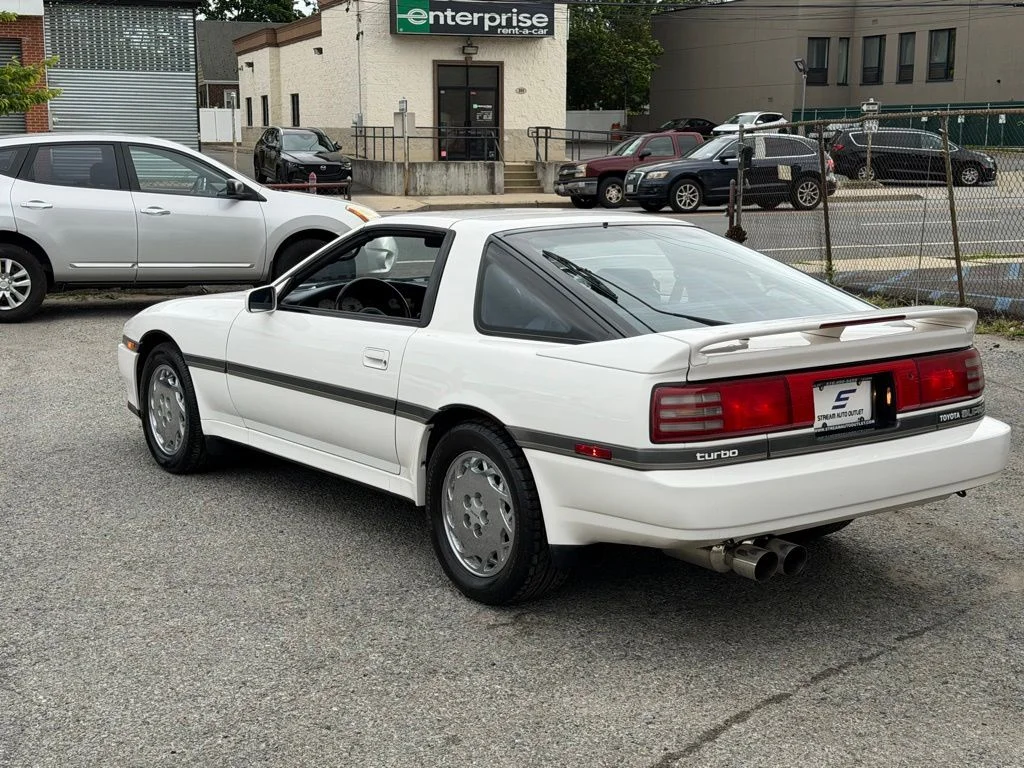 Used 1989 White Toyota Turbo image 5