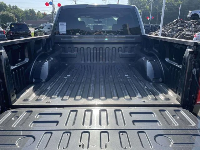 Certified Used 2019 Magnetic Ford XL image 9