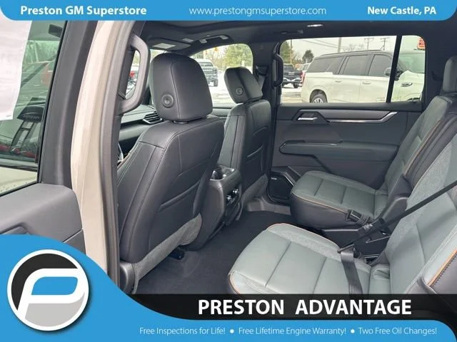 2026 GMC Acadia AT4 - Photo 6