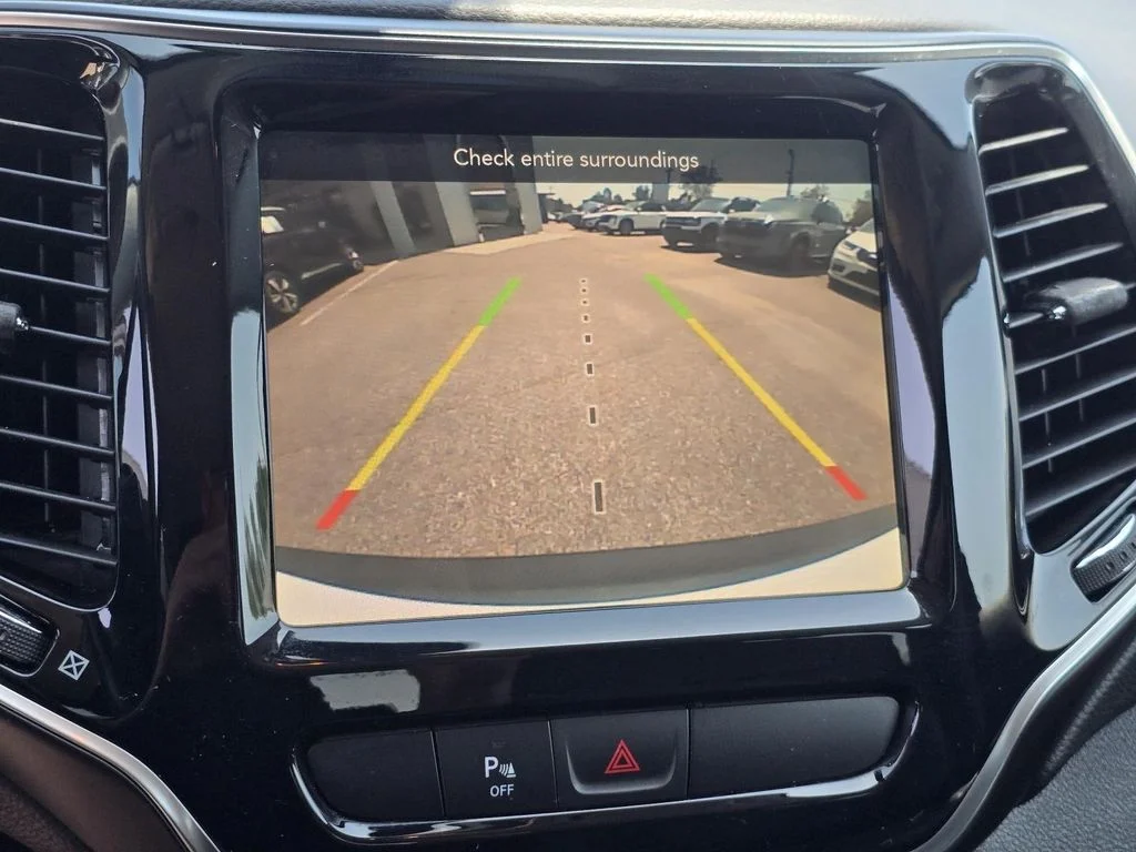 Used 2019 White Jeep Limited image 27