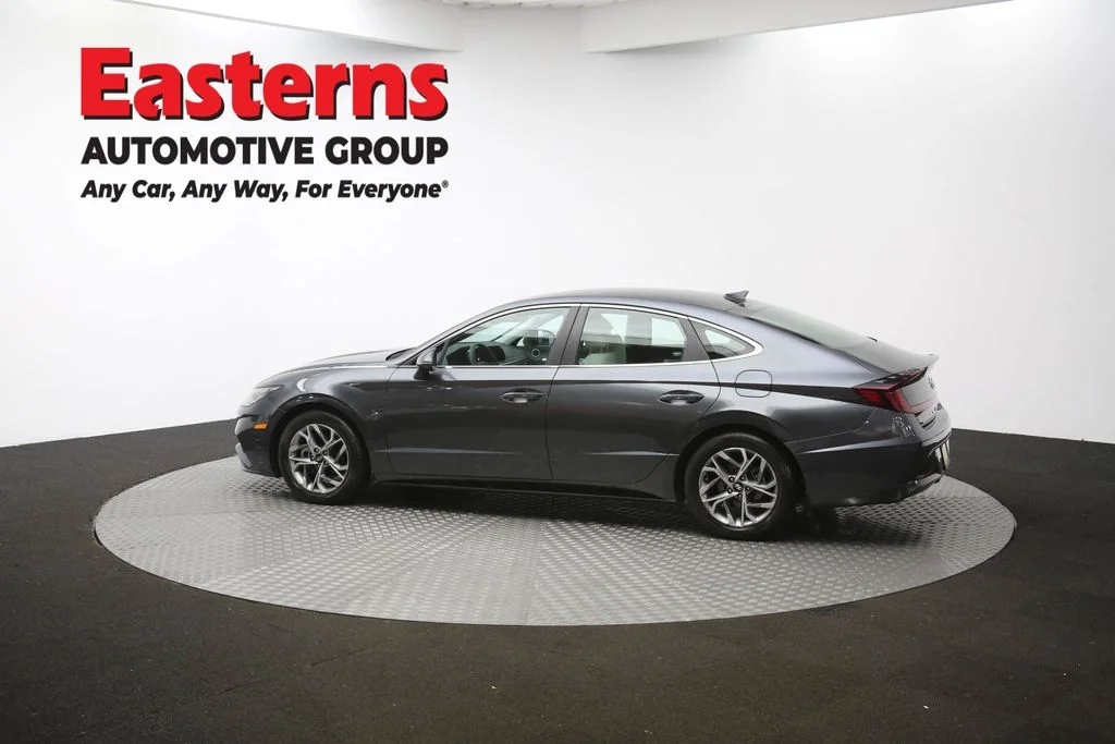 Used 2023 Gray Hyundai SEL image 59
