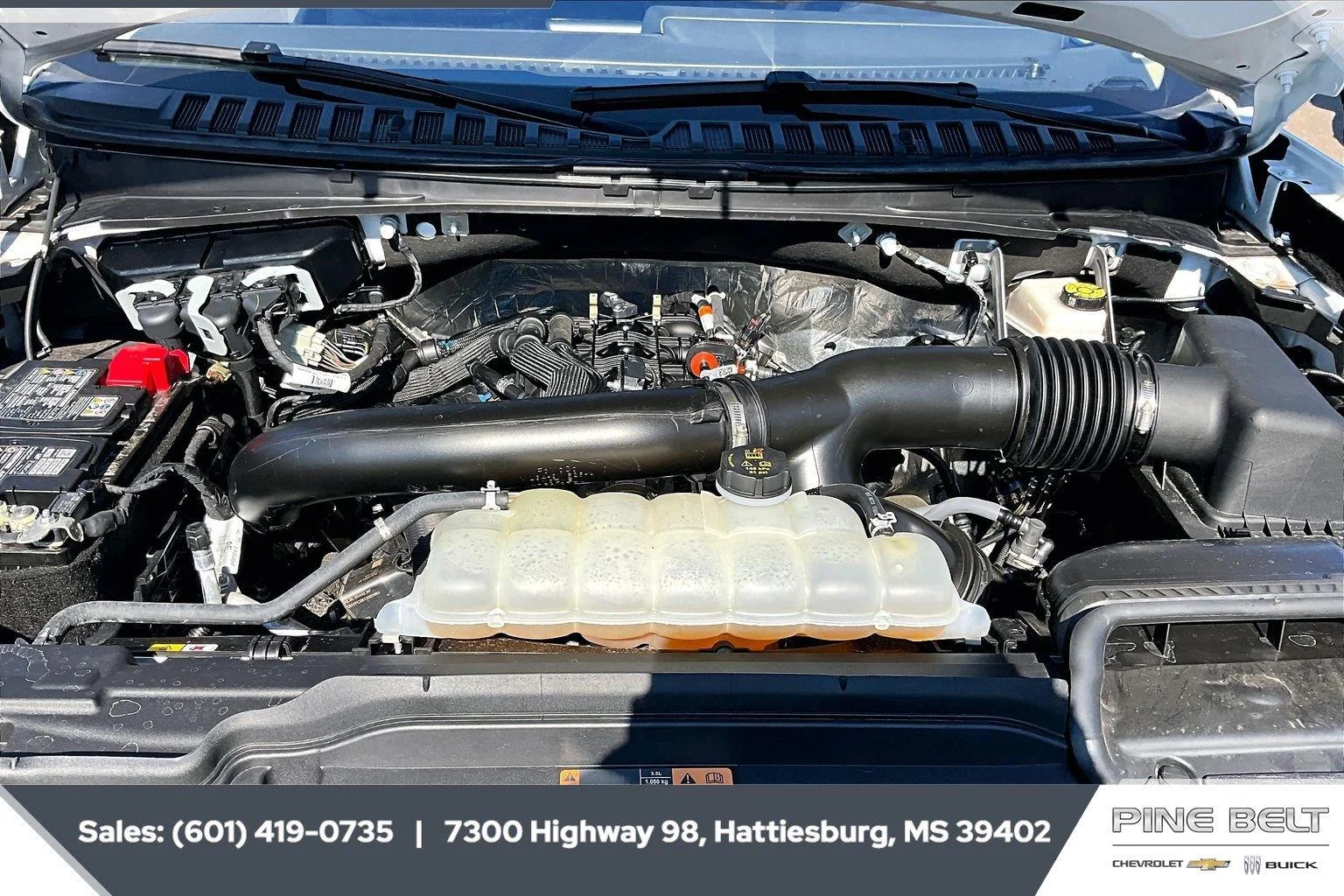 Used 2025 Oxford White Ford Platinum image 8